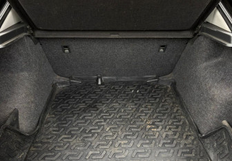 Подержанный автомобиль Skoda Rapid Liftback 2015 года (12 фото)