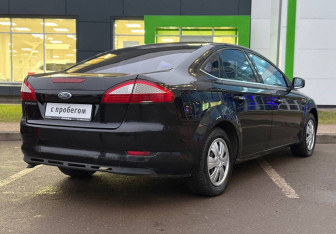 Подержанный автомобиль Ford Mondeo Liftback 2007 года (5 фото)