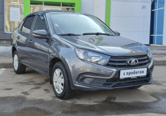 Подержанный автомобиль LADA (ВАЗ) Granta Sedan 2020 года (3 фото)