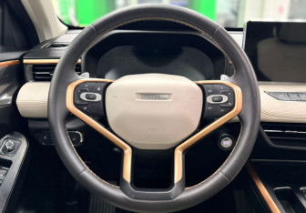 Подержанный автомобиль Haval Jolion 2025 года (11 фото)