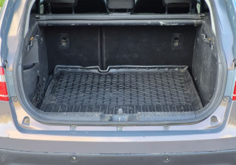 Подержанный автомобиль LADA (ВАЗ) Vesta Wagon 2018 года (15 фото)