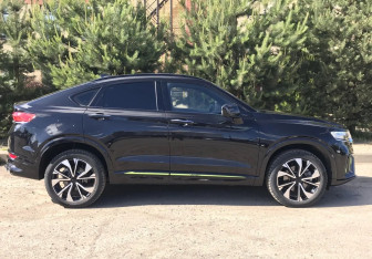 Подержанный автомобиль Geely Tugella 2022 года (7 фото)
