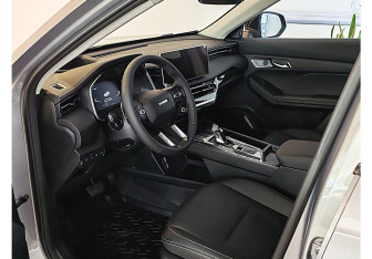 Новый Haval Jolion 2026 (8 фото)