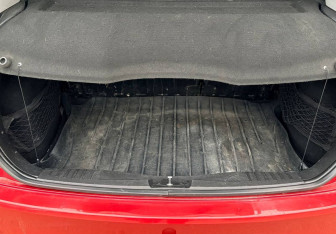 Подержанный автомобиль Ford Fiesta Hatchback 2007 года (15 фото)