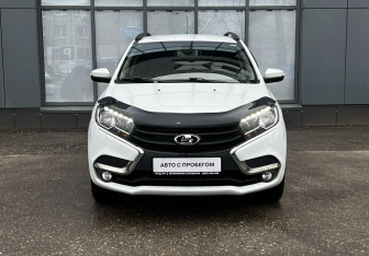 Подержанный автомобиль LADA (ВАЗ) XRAY 2018 года (3 фото)