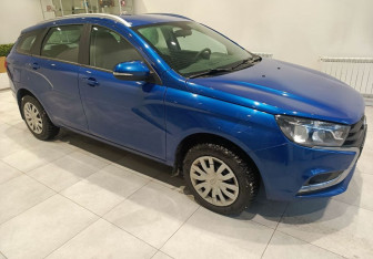 Подержанный автомобиль LADA (ВАЗ) Vesta Wagon 2021 года (4 фото)
