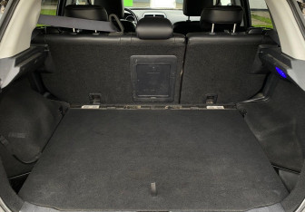 Подержанный автомобиль Mitsubishi ASX 2012 года (14 фото)