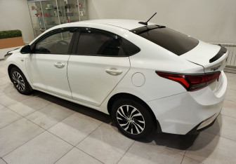 Подержанный автомобиль Hyundai Solaris Sedan 2017 года (6 фото)