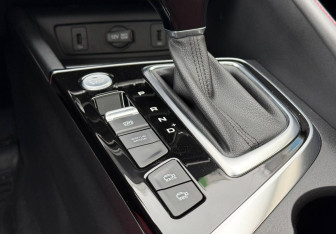 Подержанный автомобиль Changan Eado Plus 2023 года (16 фото)