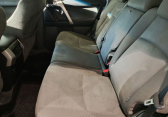 Подержанный автомобиль Toyota Land Cruiser Prado 2010 года (13 фото)