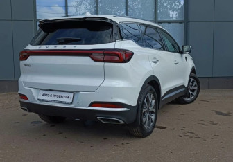 Подержанный автомобиль Chery Tiggo 7 Pro Max 2023 года (8 фото)
