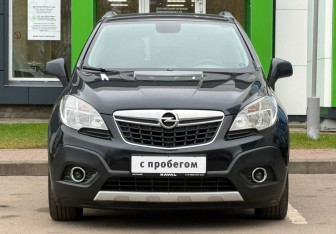 Подержанный автомобиль Opel Mokka 2013 года (2 фото)
