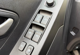 Подержанный автомобиль SsangYong Actyon 2013 года (14 фото)