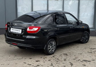 Подержанный автомобиль LADA (ВАЗ) Granta Liftback 2014 года (6 фото)