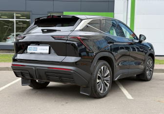 Подержанный автомобиль Jetour Dashing 2023 года (5 фото)