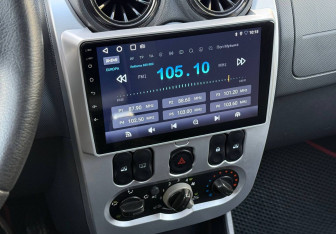 Подержанный автомобиль Renault Sandero 2011 года (13 фото)