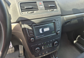 Подержанный автомобиль Skoda Yeti 2014 года (12 фото)