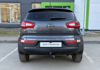 Подержанный автомобиль Kia Sportage 2011 года (6 фото)