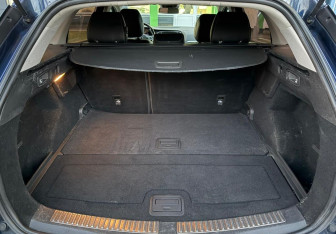 Подержанный автомобиль Renault Megane Wagon 2018 года (17 фото)