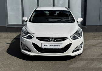 Подержанный автомобиль Hyundai i40 Wagon 2013 года (2 фото)