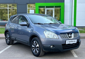 Подержанный автомобиль Nissan Qashqai 2009 года (3 фото)