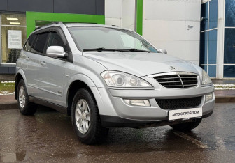 Подержанный автомобиль SsangYong Kyron 2011 года (3 фото)