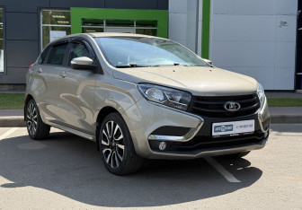 Подержанный автомобиль LADA (ВАЗ) XRAY 2018 года (3 фото)