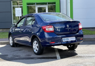 Подержанный автомобиль Renault Logan Sedan 2015 года (7 фото)