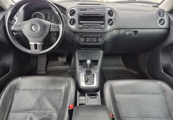 Подержанный автомобиль Volkswagen Tiguan 2013 года (10 фото)