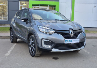 Подержанный автомобиль Renault Kaptur 2018 года (3 фото)