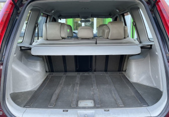 Подержанный автомобиль Nissan X-Trail 2006 года (18 фото)