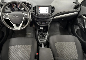 Подержанный автомобиль LADA (ВАЗ) Vesta Sedan 2022 года (10 фото)