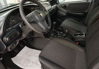 Подержанный автомобиль Chevrolet Niva 2018 года (10 фото)