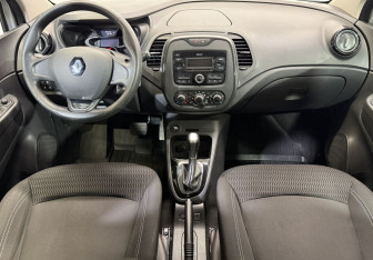 Подержанный автомобиль Renault Kaptur 2018 года (9 фото)