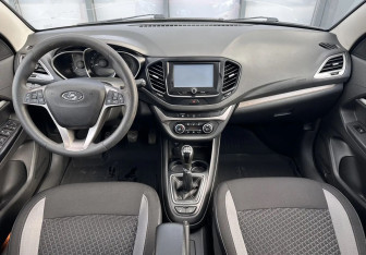 Подержанный автомобиль LADA (ВАЗ) Vesta Sedan 2016 года (9 фото)