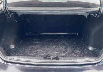 Подержанный автомобиль Chevrolet Cruze Sedan 2011 года (13 фото)