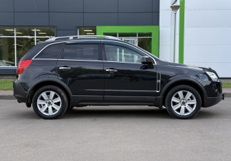 Подержанный автомобиль Opel Antara 2012 года (4 фото)