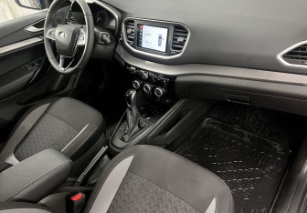 Подержанный автомобиль LADA (ВАЗ) Vesta Sedan 2025 года (11 фото)