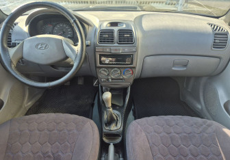Подержанный автомобиль Hyundai Accent Sedan 2007 года (9 фото)