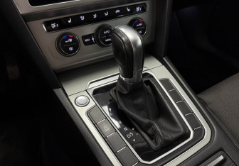 Подержанный автомобиль Volkswagen Passat Wagon 2017 года (13 фото)