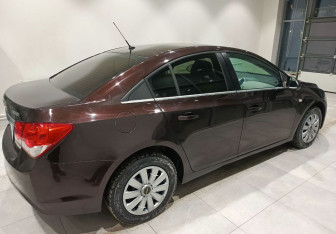 Подержанный автомобиль Chevrolet Cruze Sedan 2013 года (5 фото)