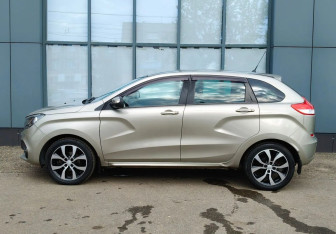 Подержанный автомобиль LADA (ВАЗ) XRAY 2016 года (6 фото)