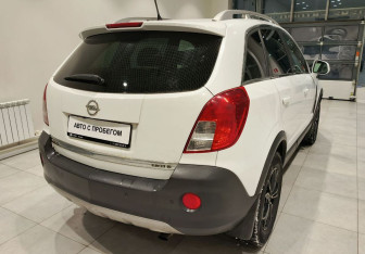 Подержанный автомобиль Opel Antara 2013 года (6 фото)
