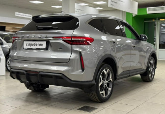 Подержанный автомобиль Haval F7 2022 года (5 фото)