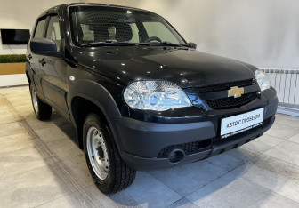 Подержанный автомобиль Chevrolet Niva 2019 года (3 фото)