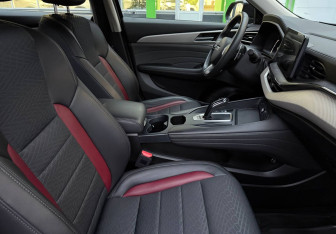 Подержанный автомобиль Haval F7 2022 года (9 фото)