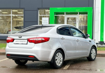 Подержанный автомобиль Kia Rio Sedan 2014 года (4 фото)