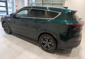 Подержанный автомобиль Jetour X70 Plus 2025 года (10 фото)