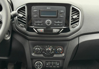 Подержанный автомобиль LADA (ВАЗ) XRAY 2019 года (13 фото)