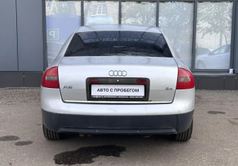 Подержанный автомобиль Audi A6 Sedan 2001 года (6 фото)